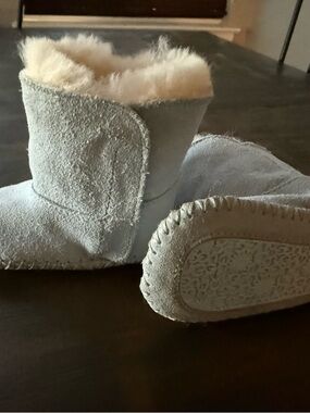 Baby Shearling Lined UGG Suede Booties in Light Gray